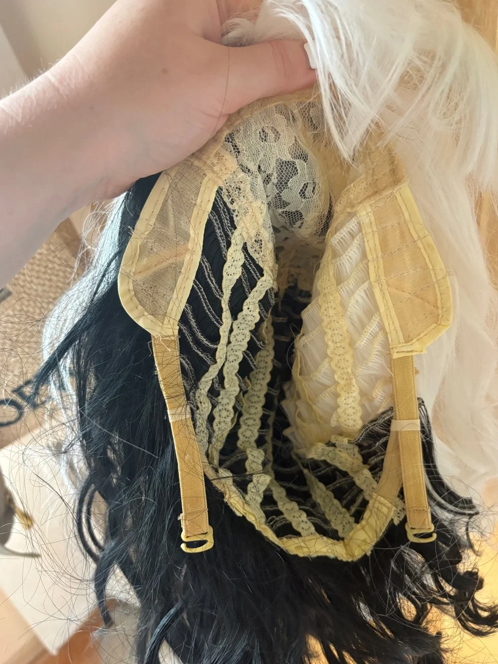 🤍Cruella wig🤍 perfect for Halloween outfit